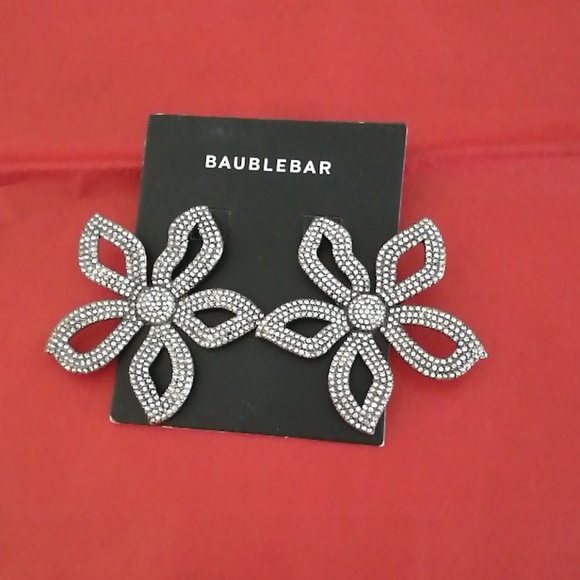 BaubleBar Jewelry - NWT BAUBLEBAR WOMAN EARRINGS